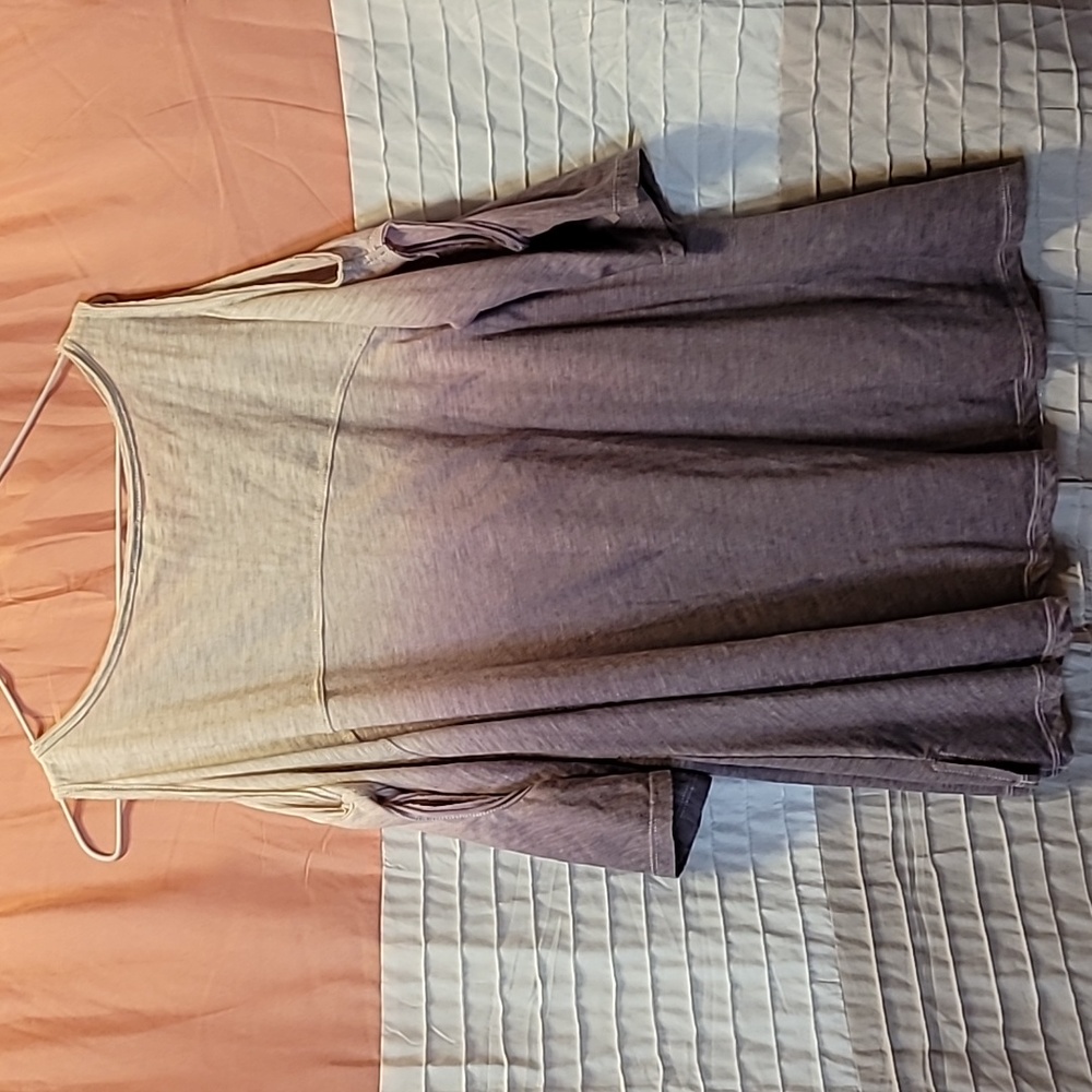 Umgee Lg cold shoulder tunic - Picture 6 of 6